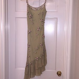 Cache flower and bead embellished dress